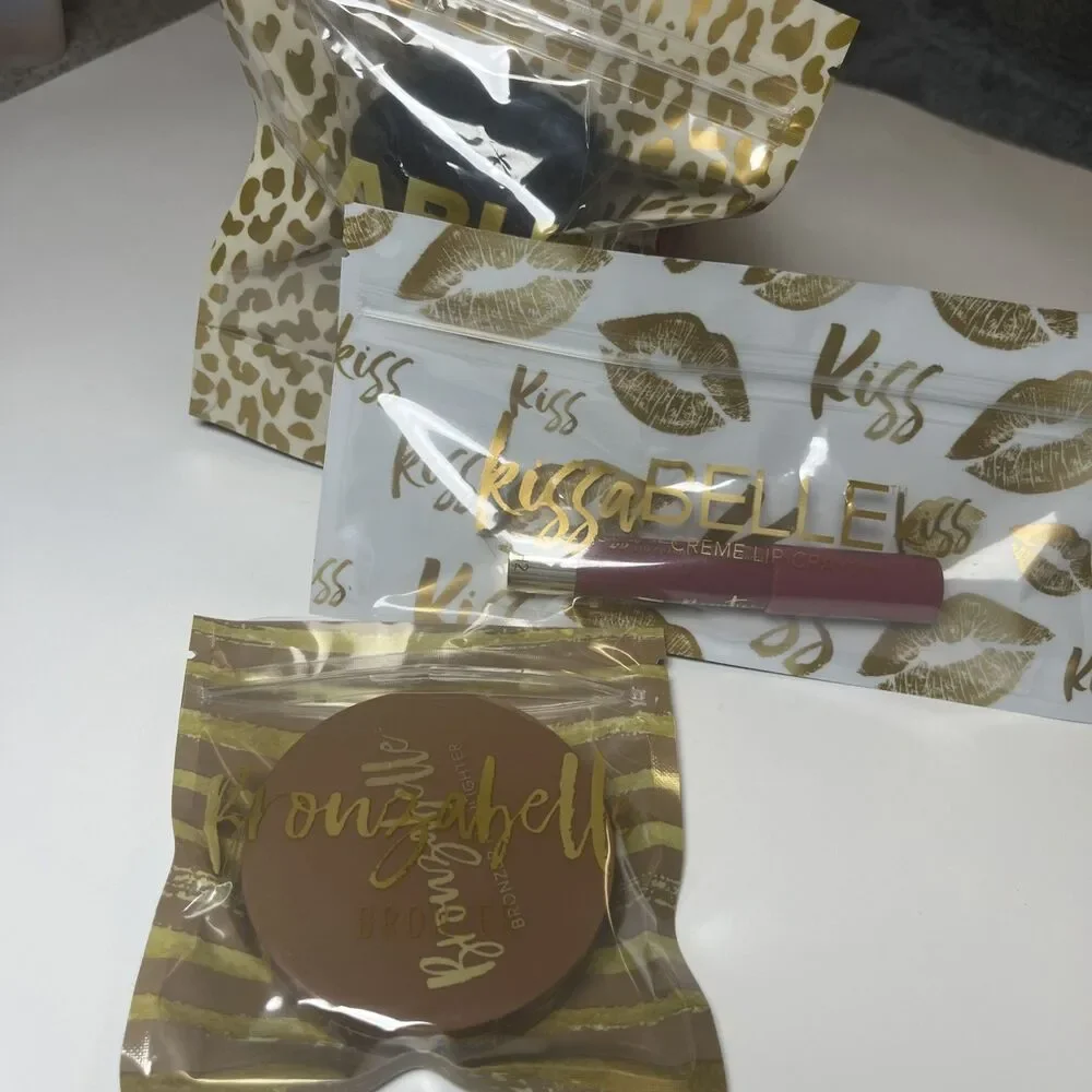 Belle Beauty Get That Glow Bronzabell Bronzer Tuscan Sun Kabuki Brush Lippie